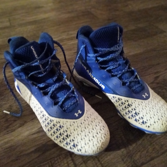 Under armour cleats - Picture 6 of 6